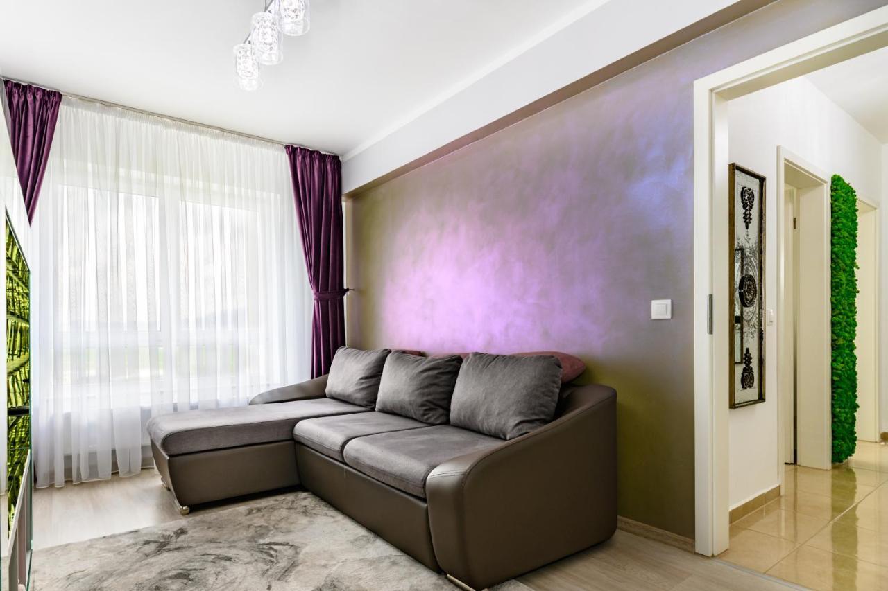 Luxury Apartment Avantgarden 3 Brasov Exterior photo