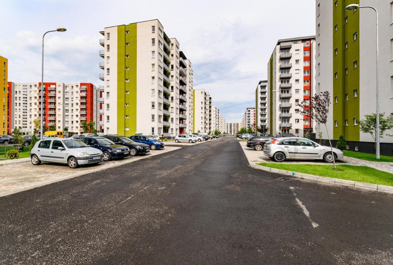 Luxury Apartment Avantgarden 3 Brasov Exterior photo